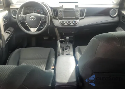 2015 Toyota Rav4 Le z USA, uszkodzony, nr VIN 2T3ZFREVXFW164052